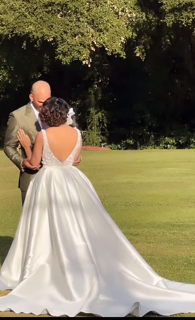 Selenis Leyva Ties the Knot in a Spectacular Wedding 