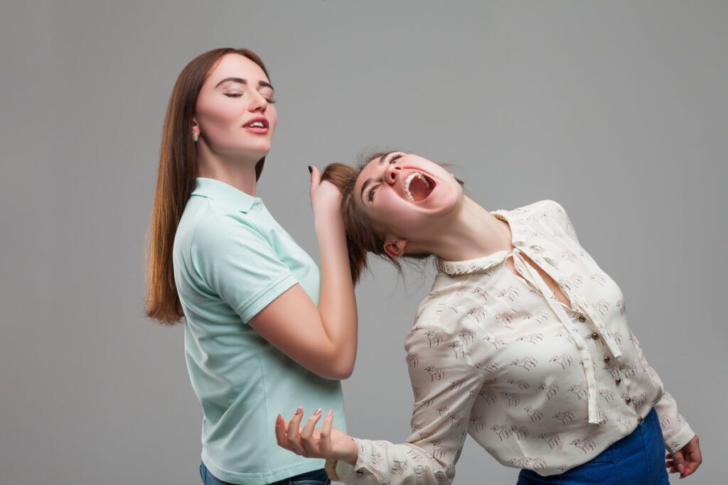 Women fighting