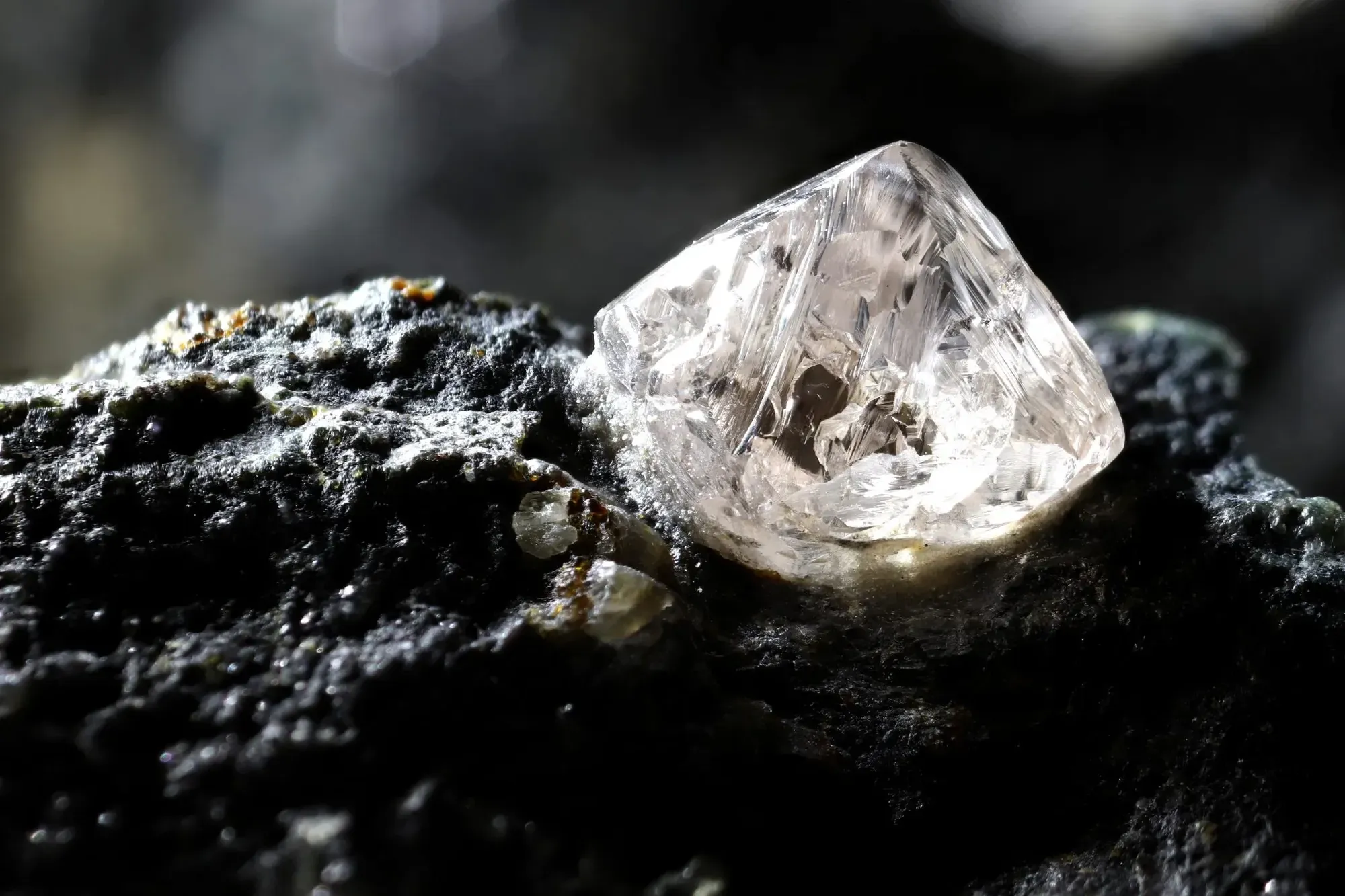 10 Spiritual Meanings of Diamond