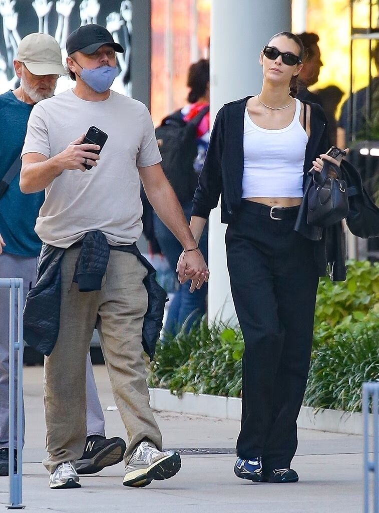 Leonardo DiCaprio and Vittoria Ceretti Enjoy a Casual Date in NYC