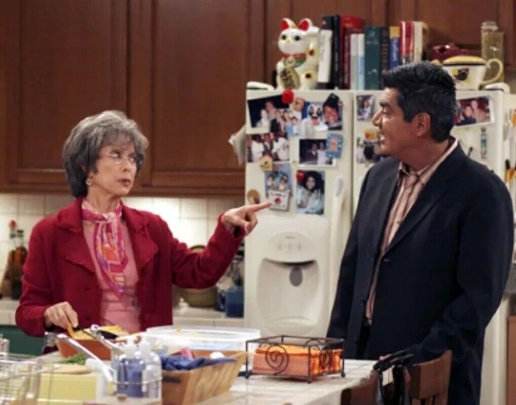 Rita Moreno as Luisa and George Lopez as George in 'The George Lopez Show'.