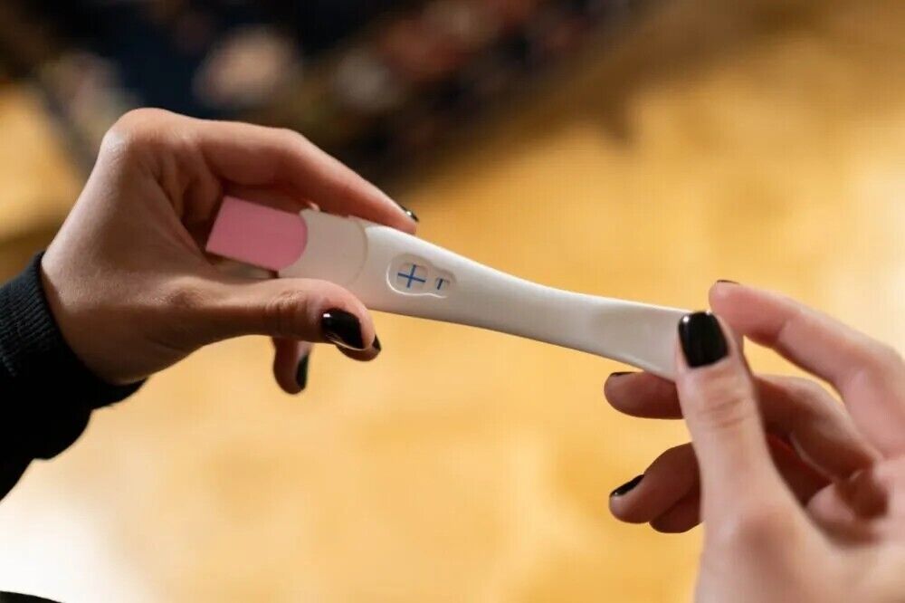 Positive pregnancy test dream