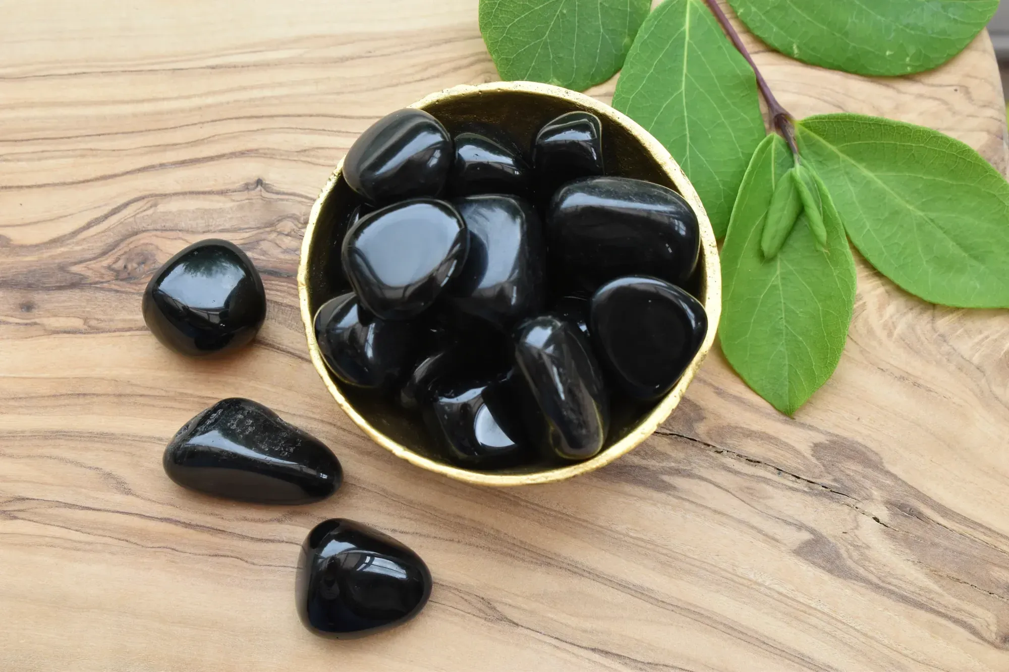 11 Spiritual Meanings of Black Obsidian