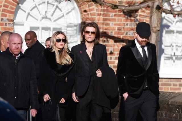 Kate Cassidy and Damian Hurley arrive at Liam Payne's funeral in England on Nov. 20.