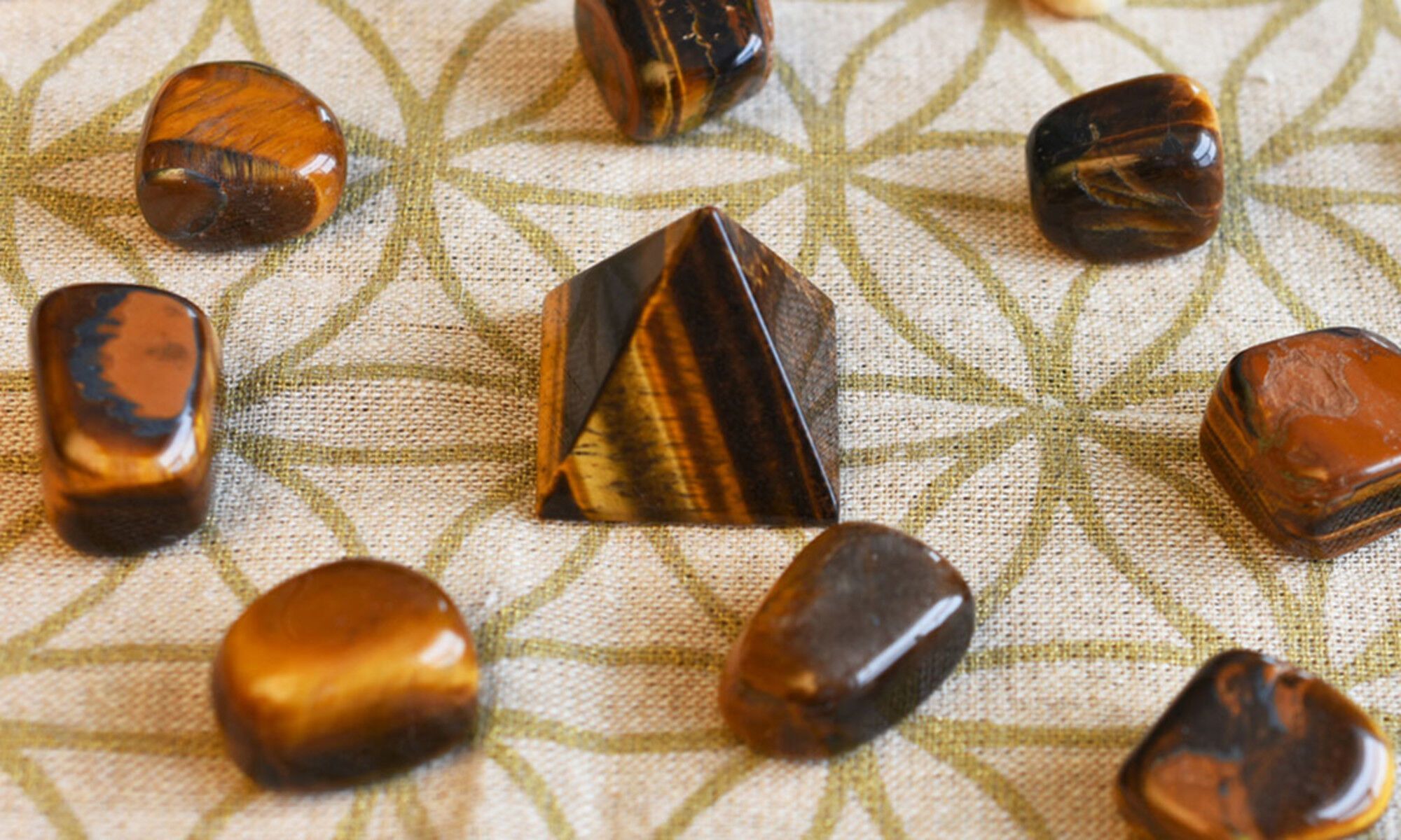 11 Spiritual Meanings of Tiger’s Eye