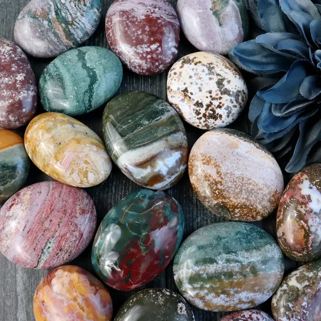 11 Spiritual Meanings of Ocean Jasper