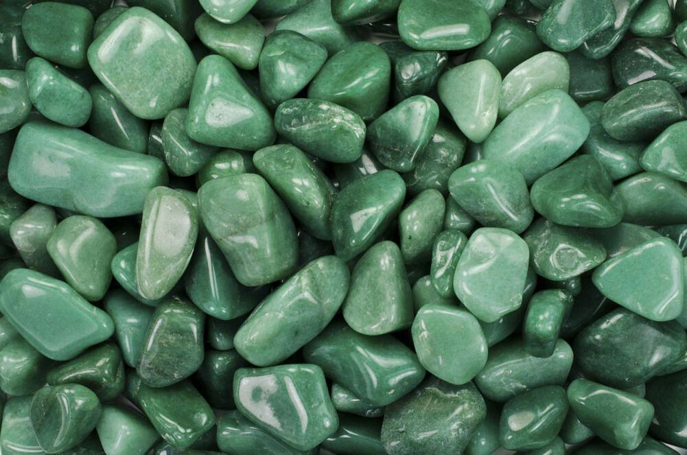 11 Spiritual Meanings of Green Aventurine