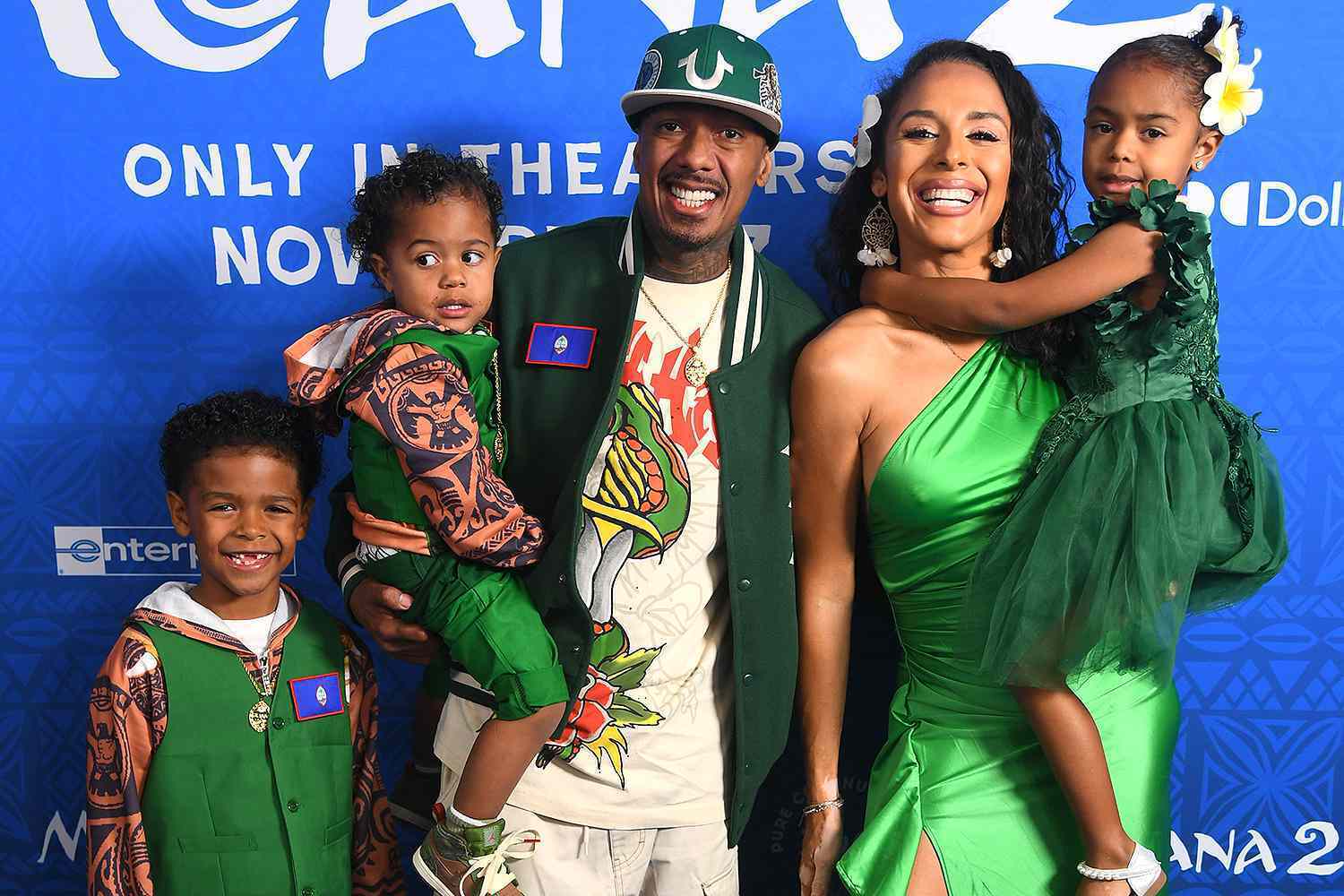 Nick Cannon with family