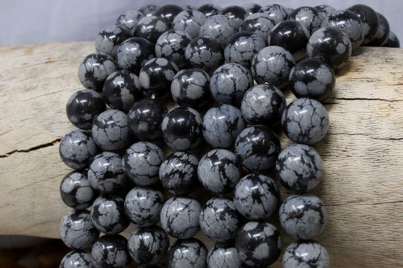 11 Spiritual Meanings of Snowflake Obsidian: Incredible Power and Balance