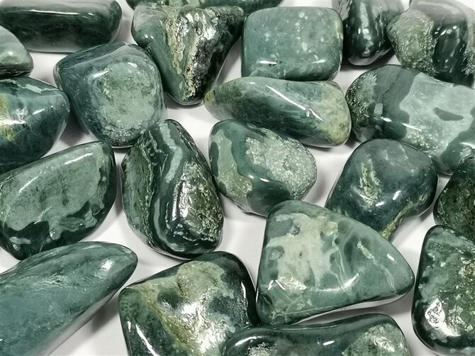 11 Spiritual Meanings of Jade