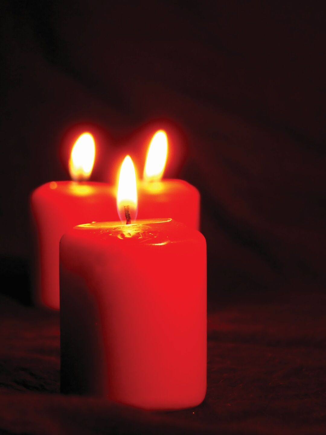 14 Spiritual Meanings of Red Candle