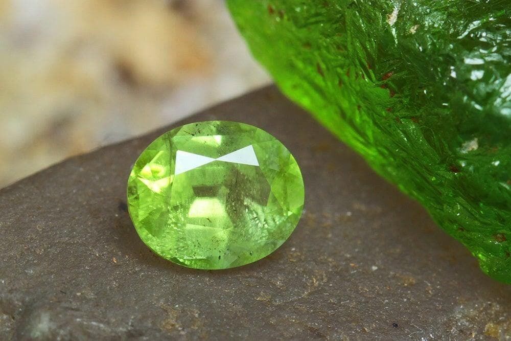 11 Spiritual Meanings of Peridot