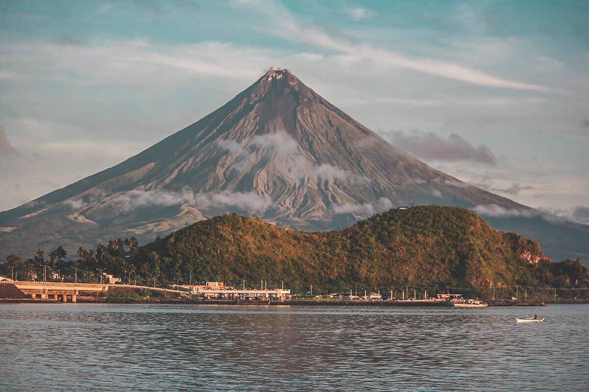 Volcano Dreams and Their Spiritual Meanings