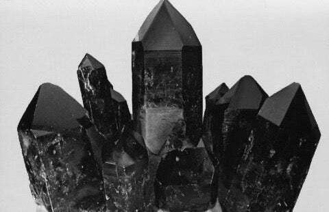 11 Spiritual Meanings of Black Onyx