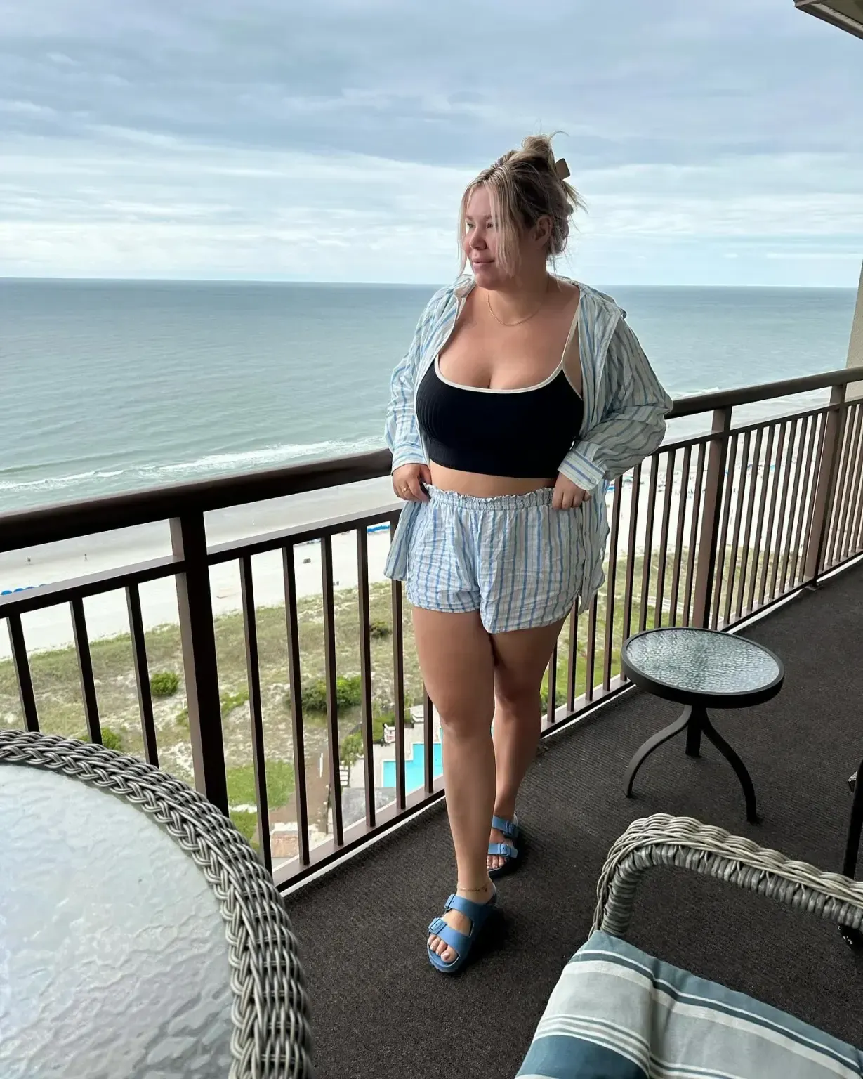 Kailyn Lowry Undergoes Breast Reduction Surgery After Raising Seven Kids