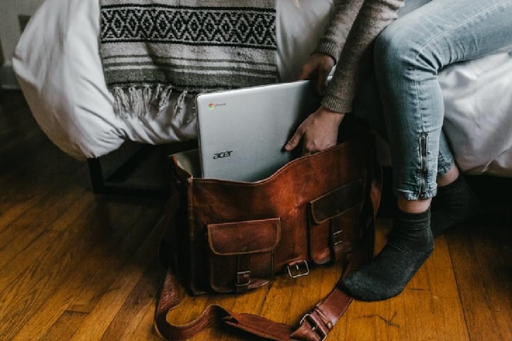 Packing a luggage