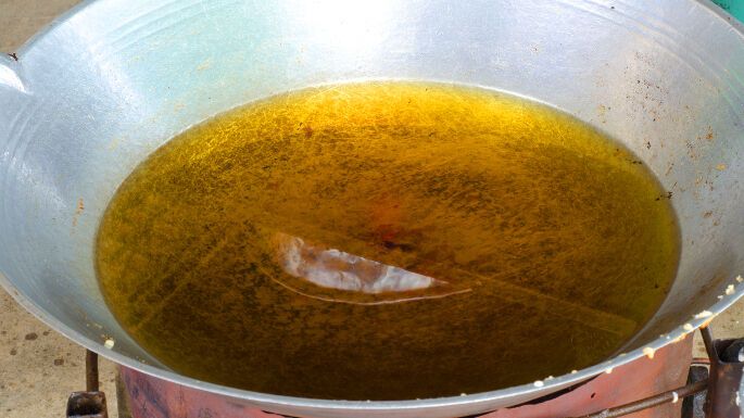 Reusing cooking oil