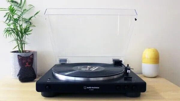 Audio-Technica AT-LP60XBT