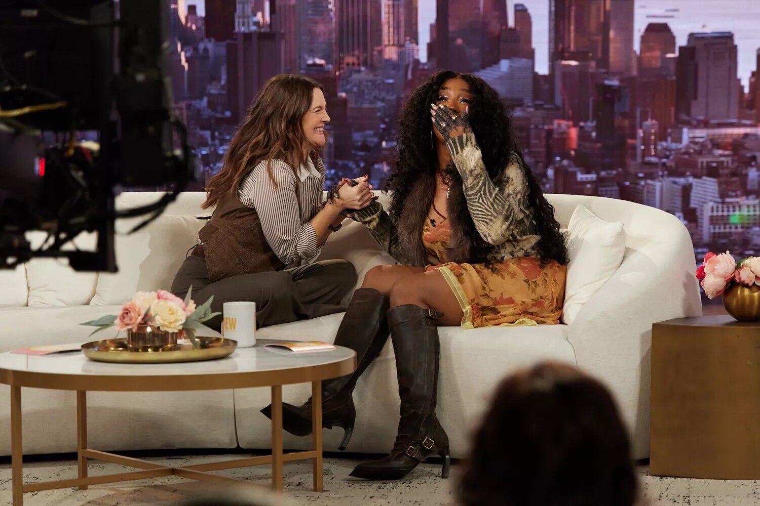 Drew Barrymore and SZA on The Drew Barrymore Show Jan. 13, 2025.