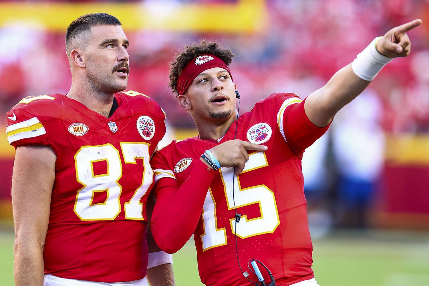 Why Patrick Mahomes Expects Travis Kelce to "Step Up" During NFL Playoffs