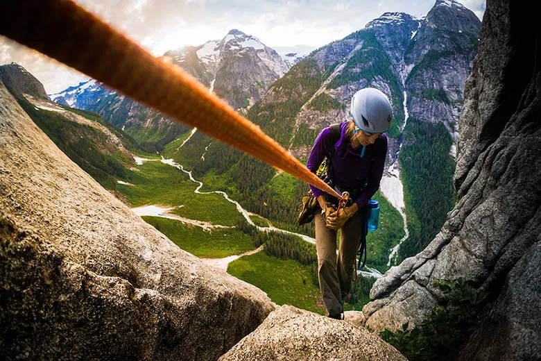 Climbing using a rope