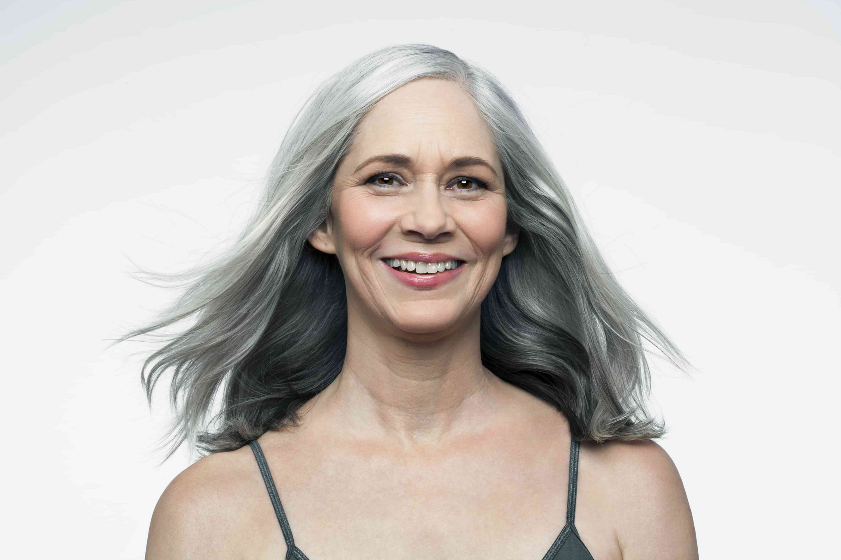 Unraveling the Spiritual Meaning of Grey Hair in Dreams