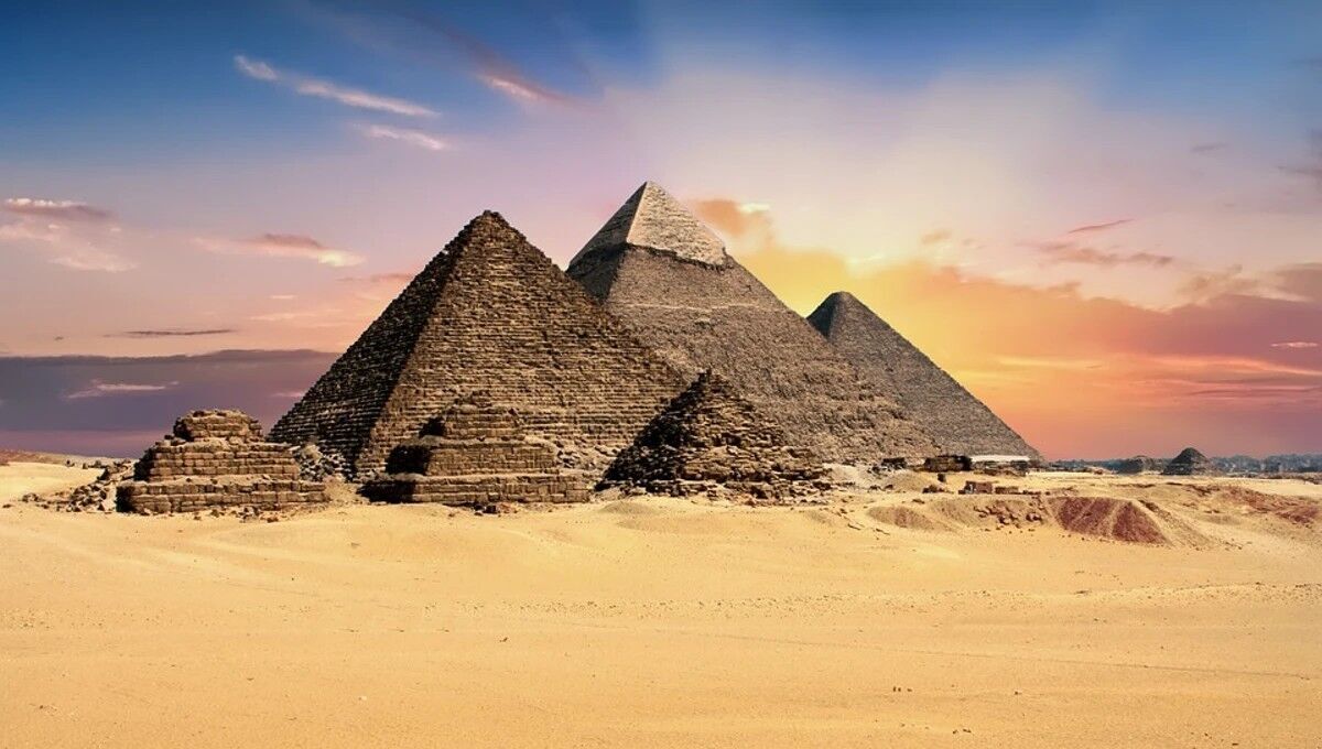 The Spiritual Power of Pyramids: Symbols of Ascension and Divine Connection