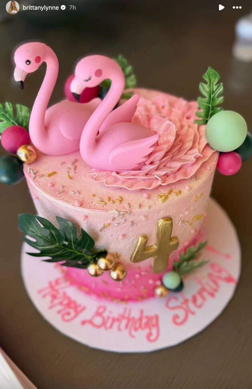 Brittany Mahomes daughter birthday cake.