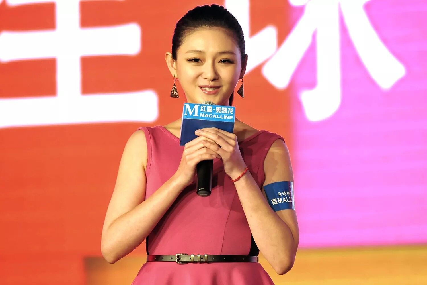 Barbie Hsu in China in 2012.