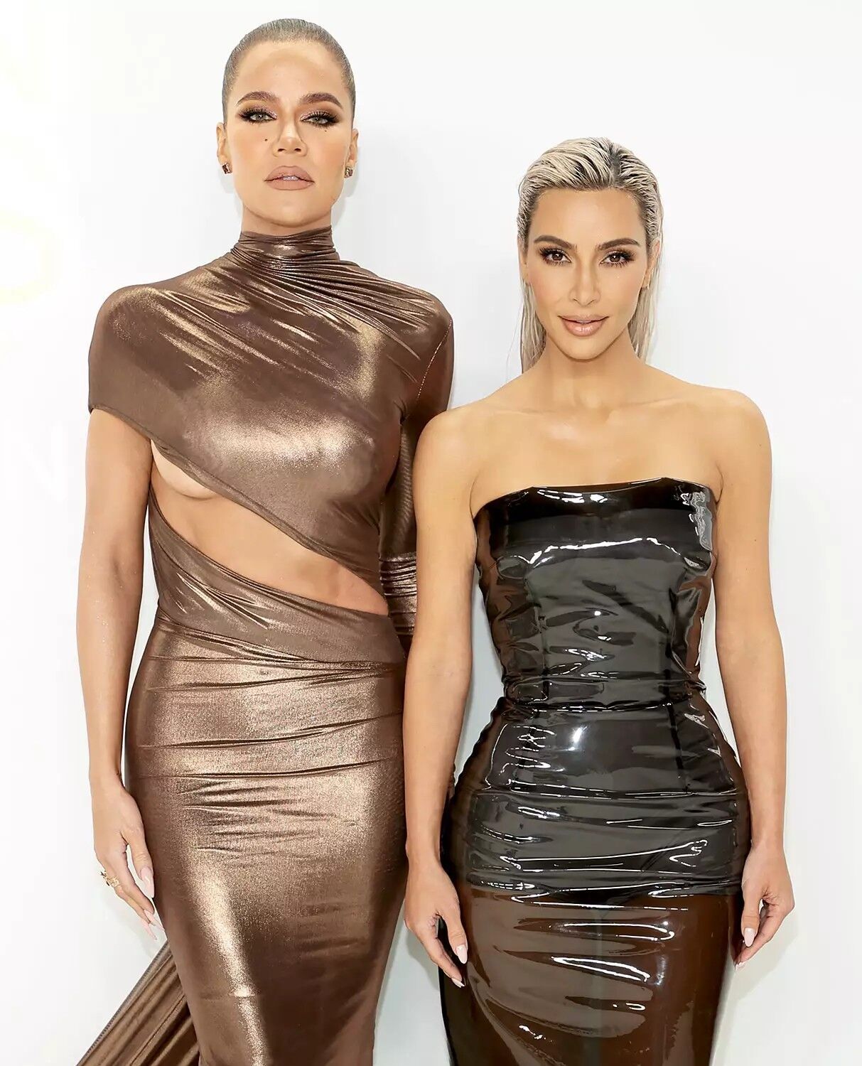 Khloe Kardashian and Kim Kardashian attend the CFDA Fashion Awards at Casa Cipriani on November 07, 2022 in New York City.