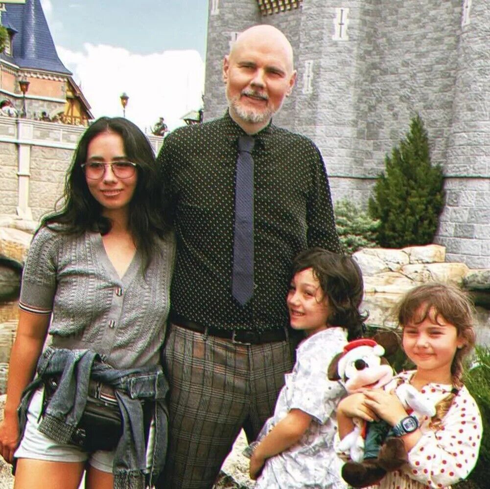 Billy Corgan, Chloe Mendel and their children