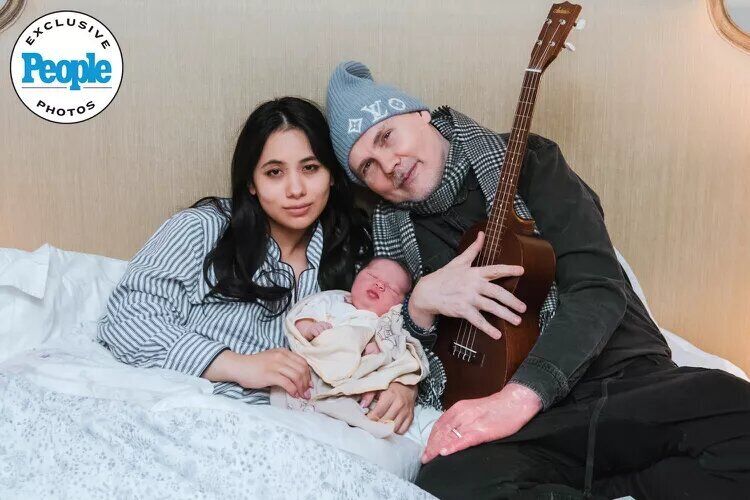 Billy Corgan welcomes his newborn Juno.