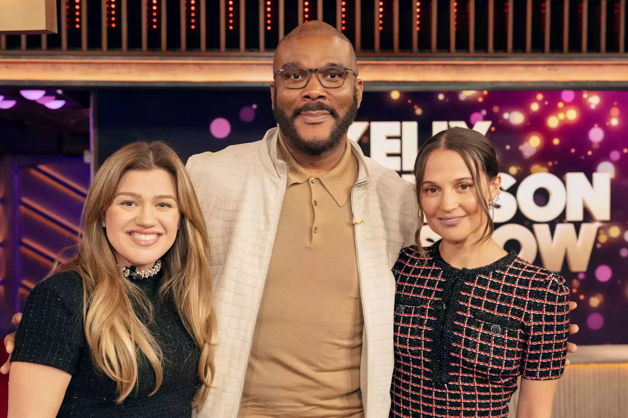 Kelly Clarkson, Tyler Perry and Alicia Vikander celebrates 1,000 episodes of 'The Kelly Clarkson Show'.