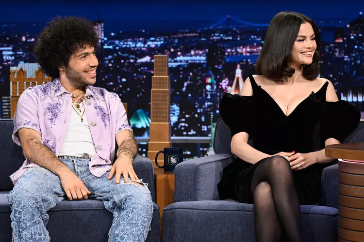 Benny Blanco and Selena Gomez on the Tonight Show.