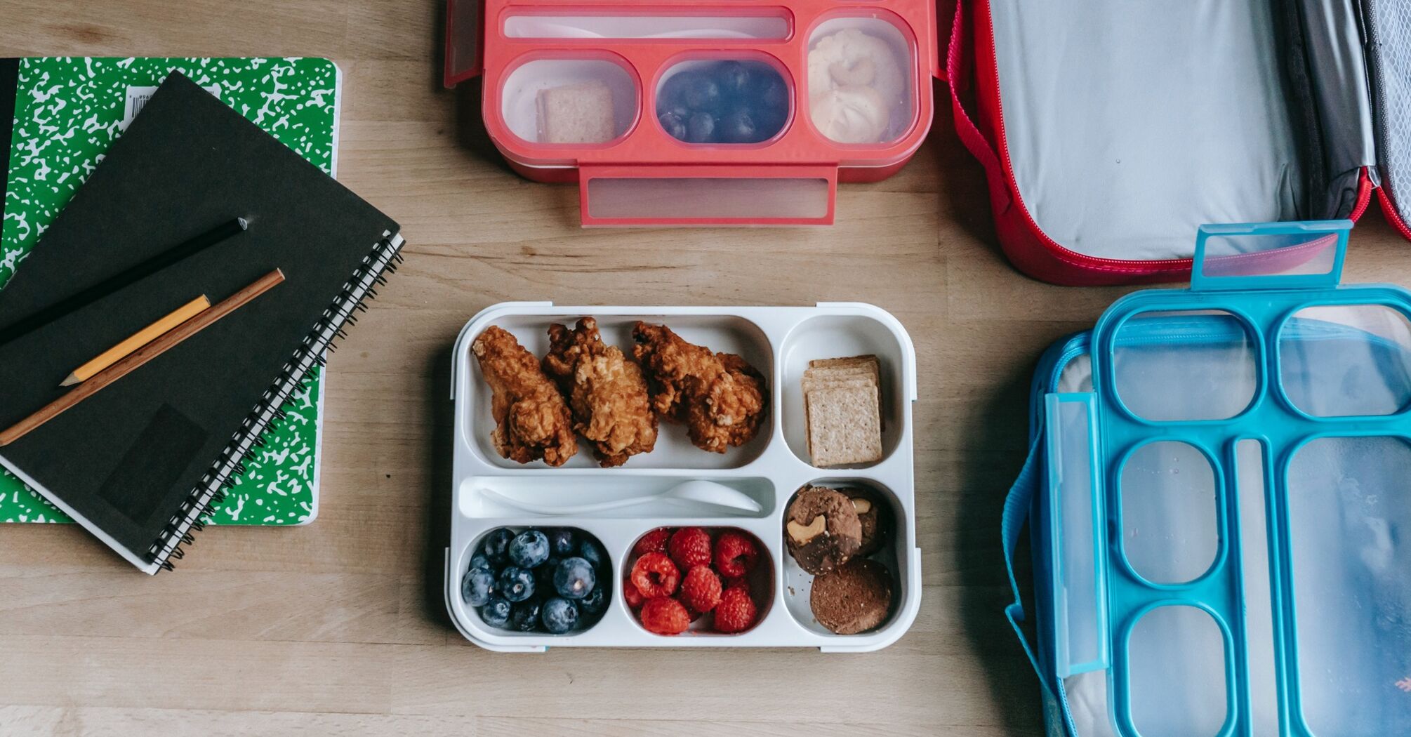 Which one is better: school lunches or home-cooked meals