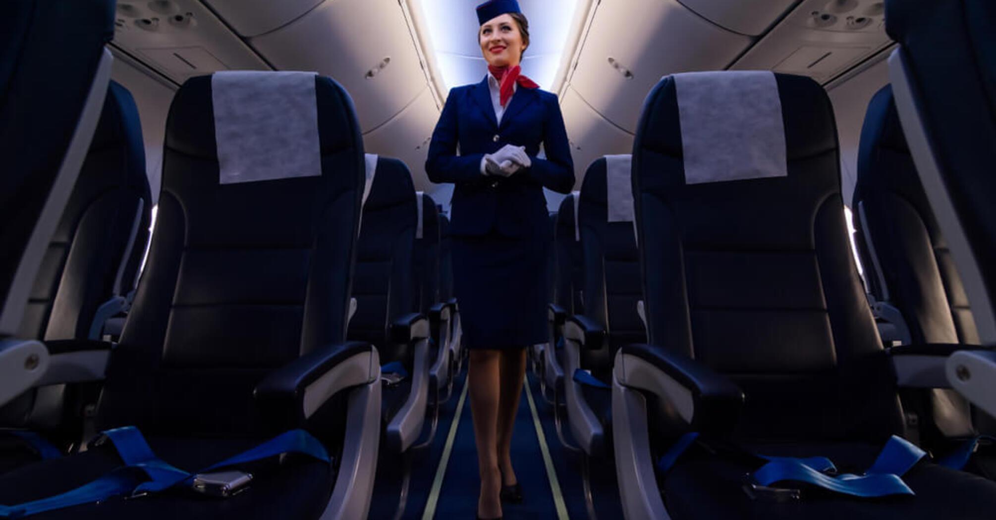Pilot calls for a dress code on board