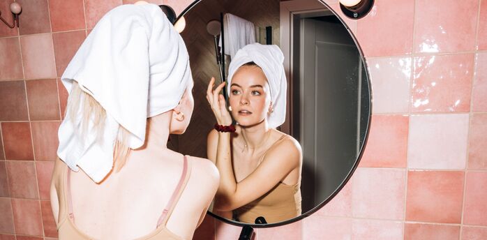 How to prevent bathroom mirror from fogging up