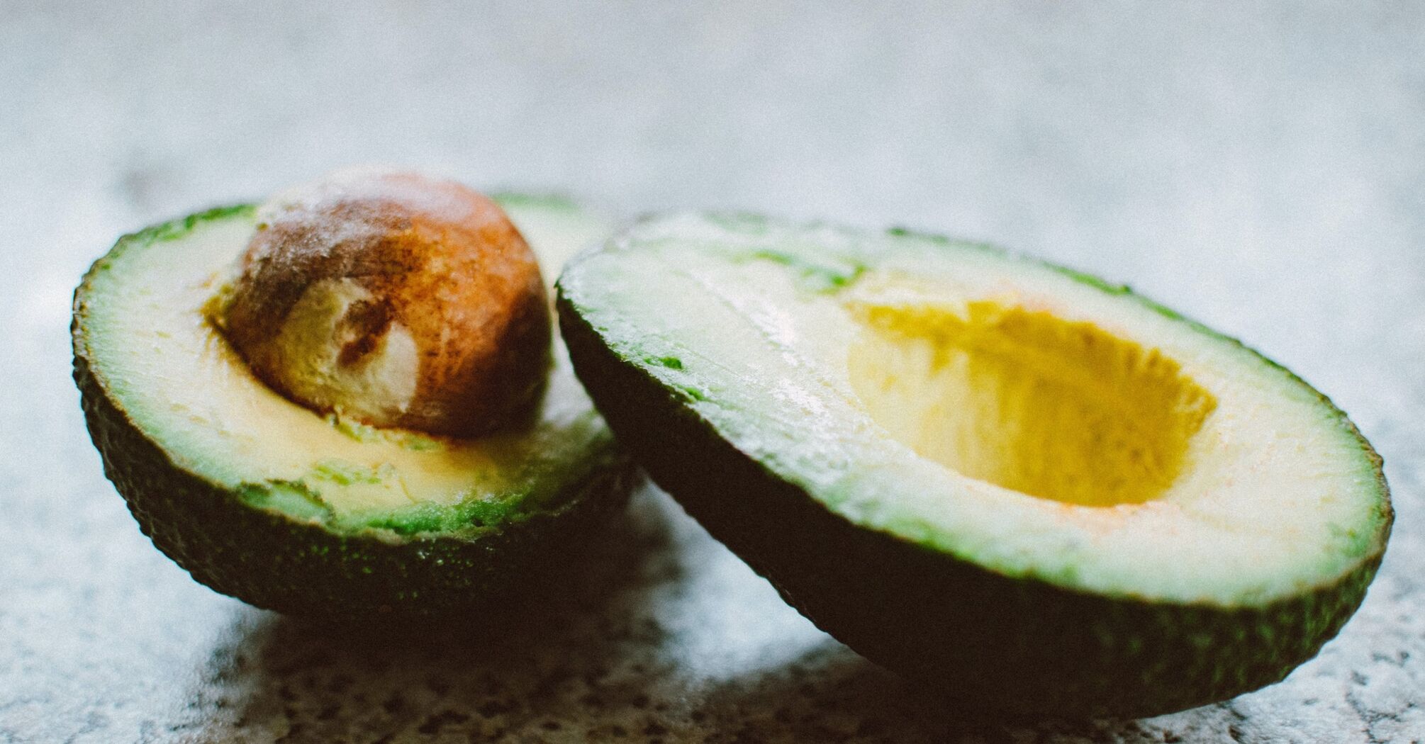 How to speed up the ripening process of avocados