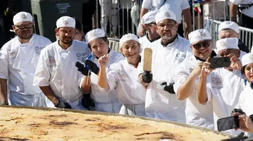 World's Largest Pupusa Made at D.C. Festival