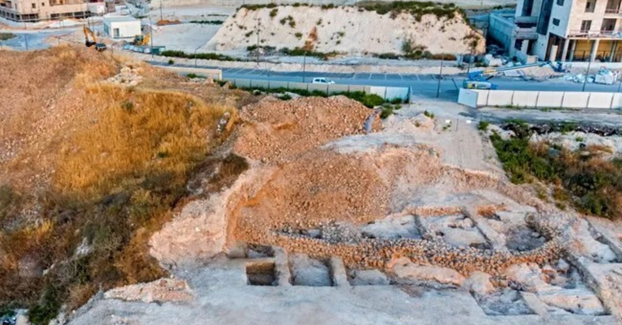 An aerial view of the excavation at Mordot Arnona in Jerusalem,