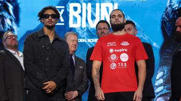 Saudi Arabia Fight Ends in Premature Split-Decision Draw After Both Boxers Fall Out of Ring