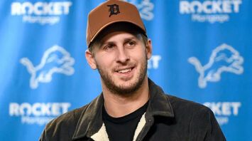 Jared Goff Breaks NFL Record in Lions' Thrilling Victory Over Seahawks