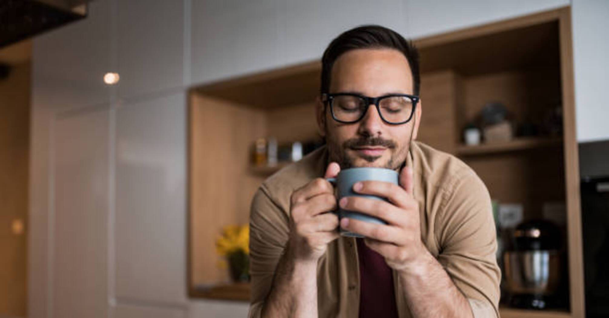 Man Shares Questionable Money-Saving Hack for Tea Brewing