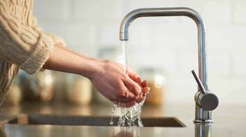Woman Admits She Doesn’t Wash Hands After Toilet Use