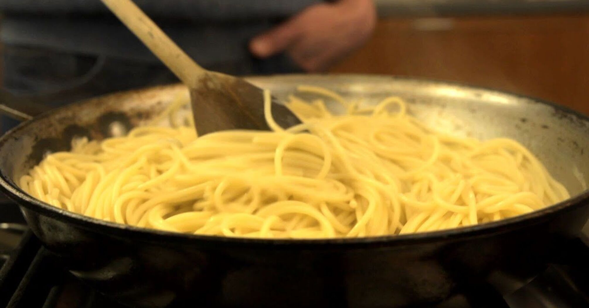 Why Is It Good to Finish Pasta in a Pan