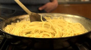 Why Is It Good to Finish Pasta in a Pan