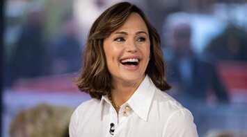 Jennifer Garner Reconnects with Family in Heartfelt Photo Amidst Loss