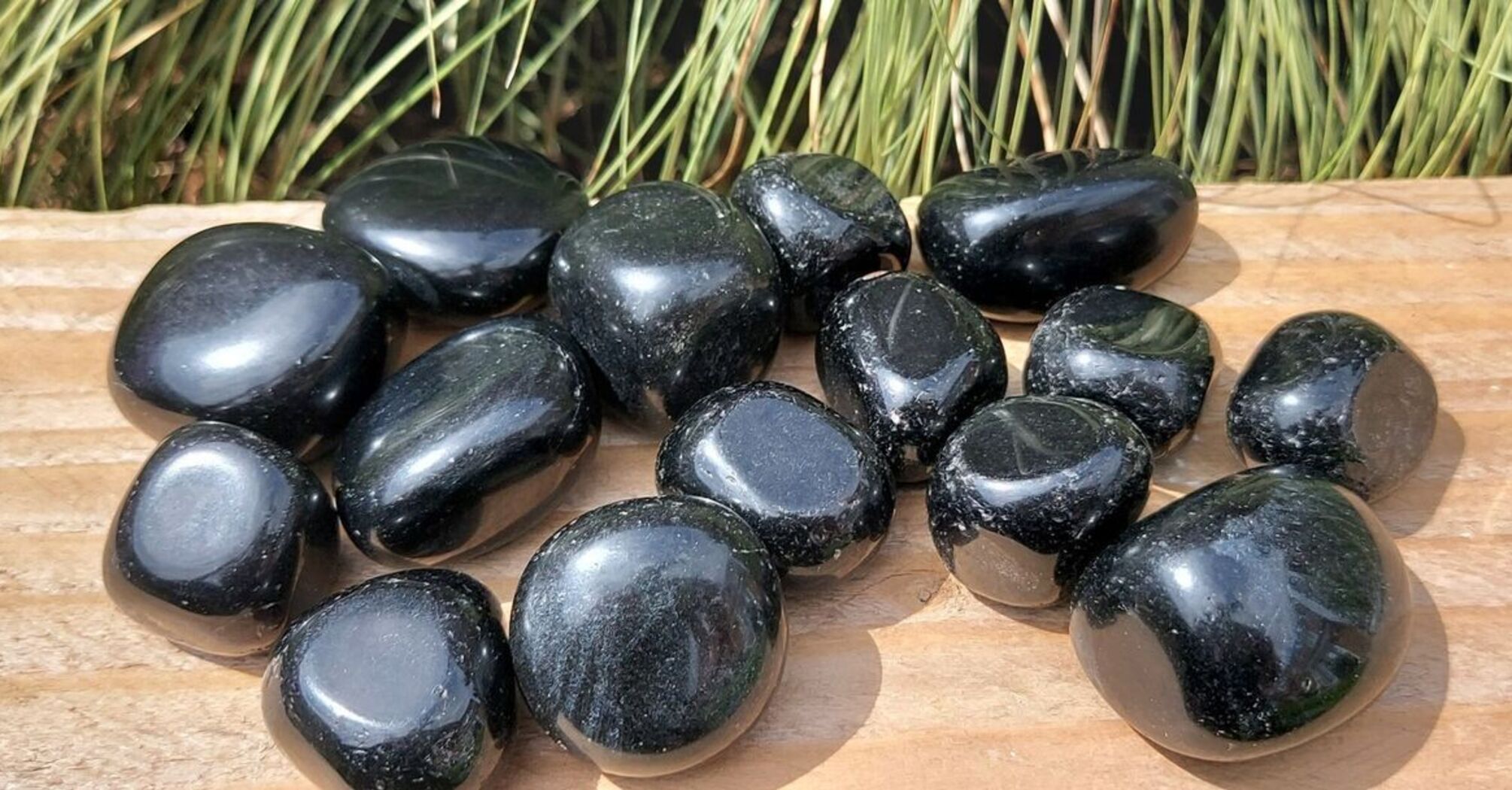 11 Spiritual Meanings of Black Obsidian