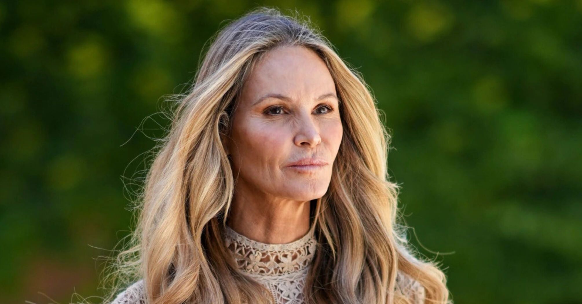 Elle Macpherson Admits She Had Alcohol Addiction And Bulimia