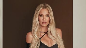 Khloé Kardashian Shows Off New Brunette Hair Ahead of Thanksgiving